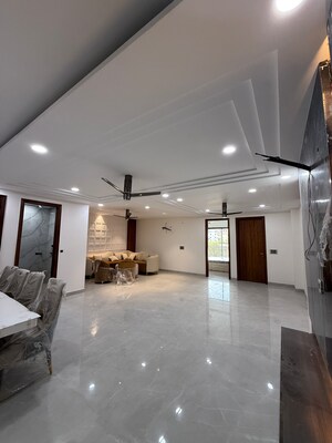 Living Room in 4 BHK Builder Floor at Sector 85 – for Sale