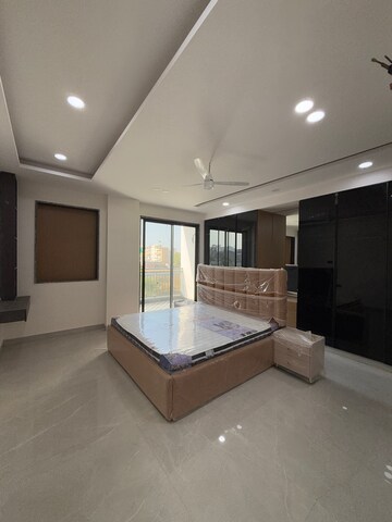Living Room in 4 BHK Builder Floor at Sector 85 – for Sale