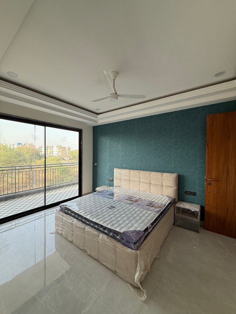 Bedroom, sector 85 4 Bedroom 350 Sq.Yd. Builder Floor In Sector 85 Faridabad 8663290
