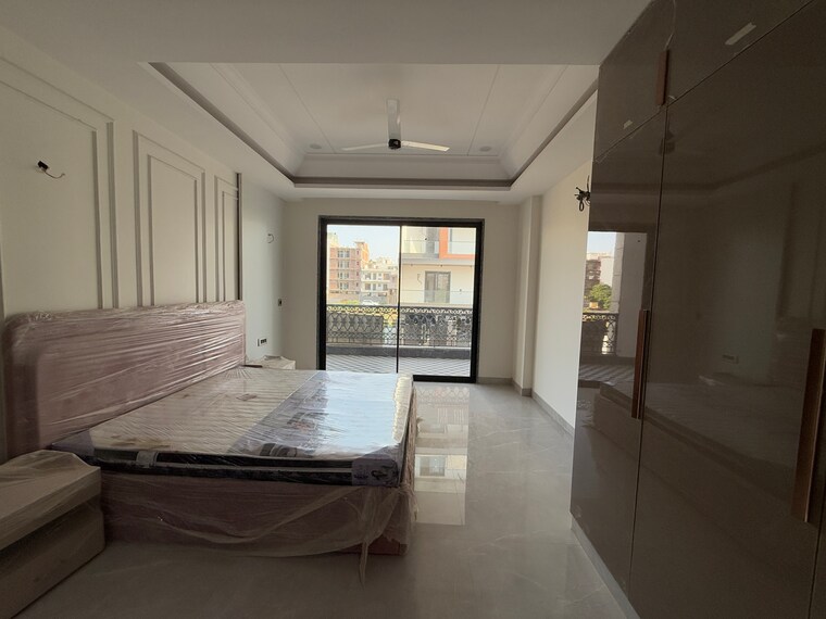 undefined, sector 85 4 Bedroom 350 Sq.Yd. Builder Floor In Sector 85 Faridabad 8663290