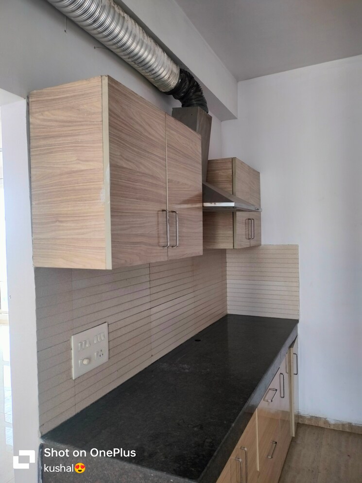 Kitchen, ansal-api-celebrity-gardens 3.5 Bedroom 2218 Sq.Ft. Apartment In Sushant Golf City Lucknow 8663177