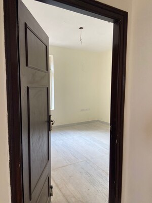 Room in 3 BHK Apartment at Aditya Empress Towers, Shaikpet – for Sale
