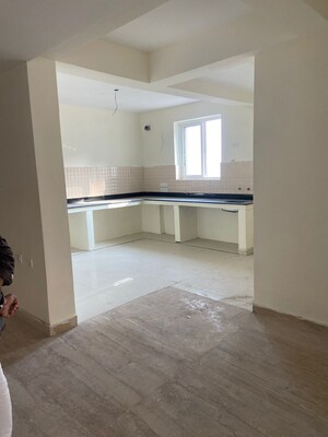 Room in 3 BHK Apartment at Aditya Empress Towers, Shaikpet – for Sale