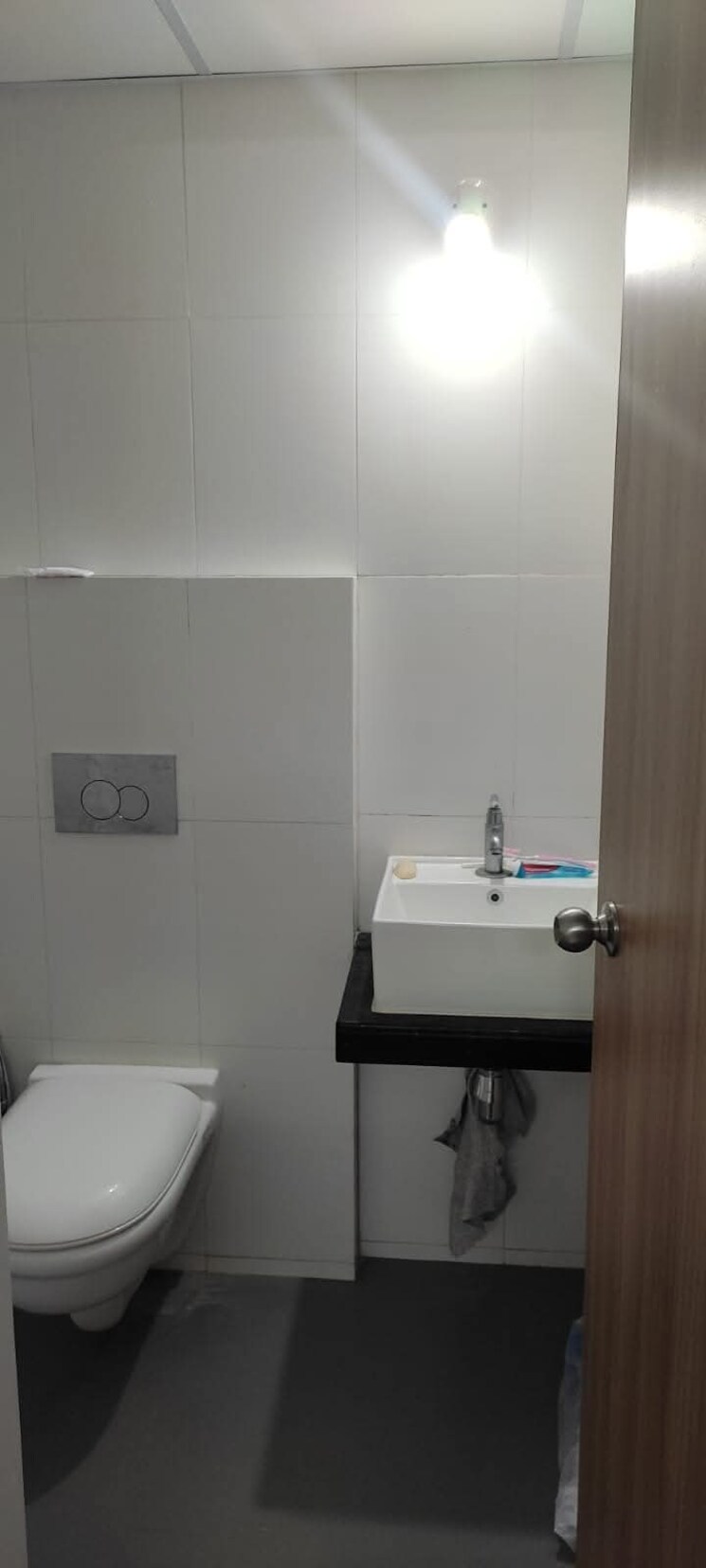 Bathroom, godrej-emerald 2 Bedroom 600 Sq.Ft. Apartment In Ghodbunder Road Thane 8663160