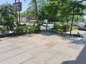  Showroom For Rent in Shreeya Amalga, Thaltej