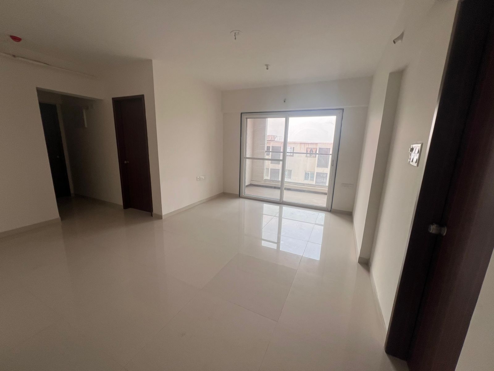 1 BHK + Extra Room Apartment For Rent in Shewale Park