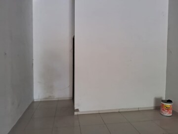 Room in  Showroom at Shreeya Amalga, Thaltej – for Rent