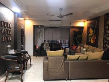Living Room in 3 BHK Apartment at Andheri West – for Rent