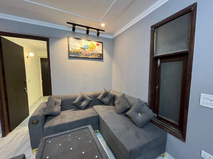 Living Room, freedom fighters enclave 3 Bedroom 1800 Sq.Ft. Builder Floor In Freedom Fighters Enclave Delhi 8663484