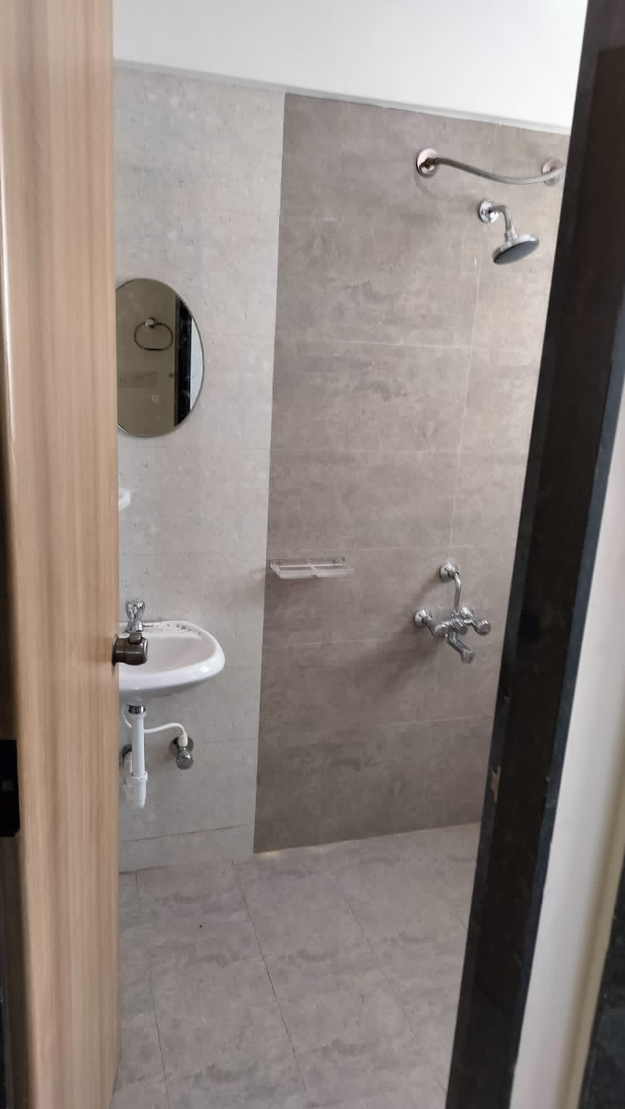 1 BHK + Study Room Apartment For Rent in Kohinoor Jeeva