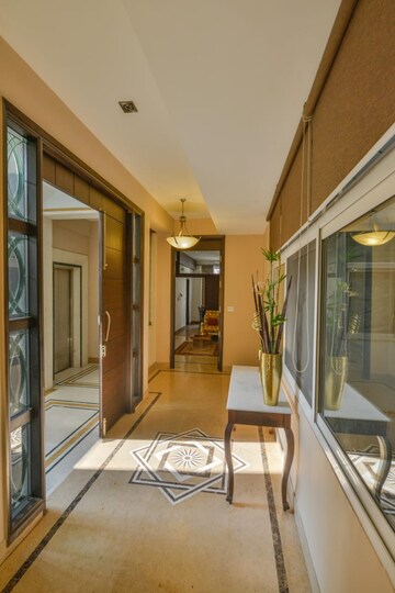 Living Room in 4 BHK Apartment at Panchsheel Park – for Rent