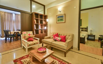 Living Room in 4 BHK Apartment at Panchsheel Park – for Rent