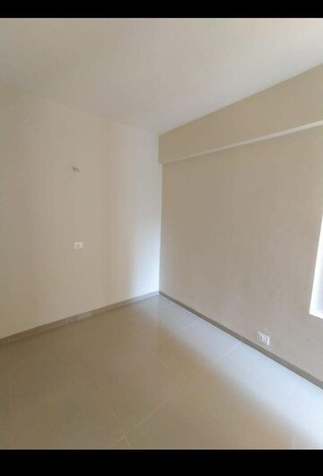 2 BHK Apartment For Rent in Wave Dream Homes, Wave City