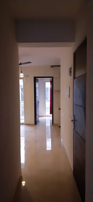 Building Lobby in 2.5 BHK Builder Floor at Signature Global Park 4 and 5, Sohna Sector 36 – for Rent