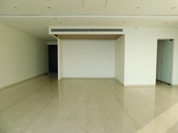 3 BHK Apartment For Sale in Oberoi Realty Esquire, Goregaon East