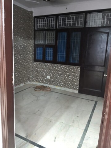 Bathroom in 3 BHK Builder Floor at Mahavir Enclave 1 – for Rent