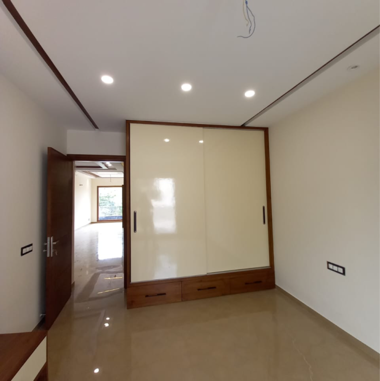 undefined, sector 15 4 Bedroom 2500 Sq.Ft. Independent House In Sector 15 Chandigarh 8663519