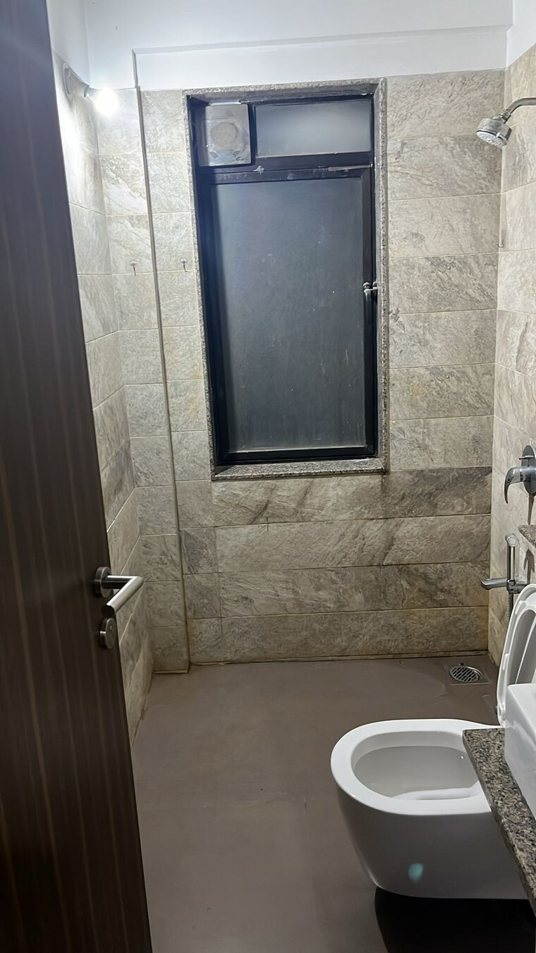 Bathroom, runwal-nirvana 2 Bedroom 730 Sq.Ft. Apartment In Parel Mumbai 8663565