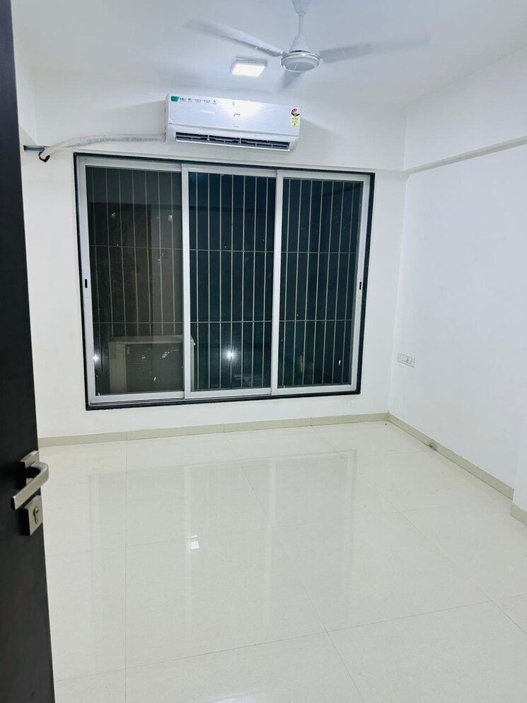 Balcony, om-sai-chembur-nandadeep-chs 2 Bedroom 822 Sq.Ft. Apartment In Chembur Mumbai 8663612