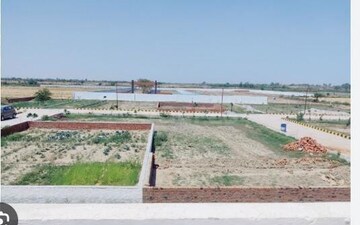 Plot For Sale in Sector 133