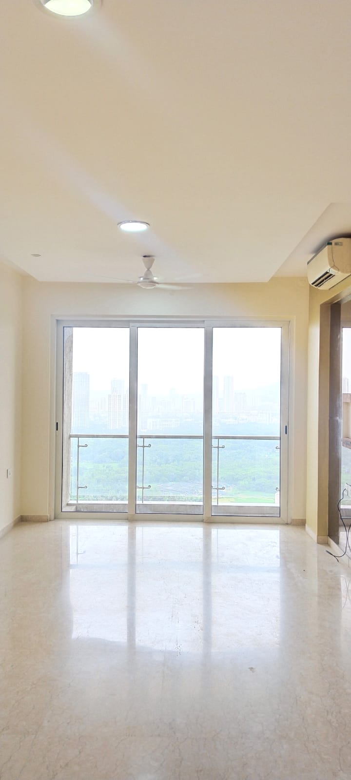 3 BHK + Study Room 990 Sq.Ft. Apartment in Joy Valencia