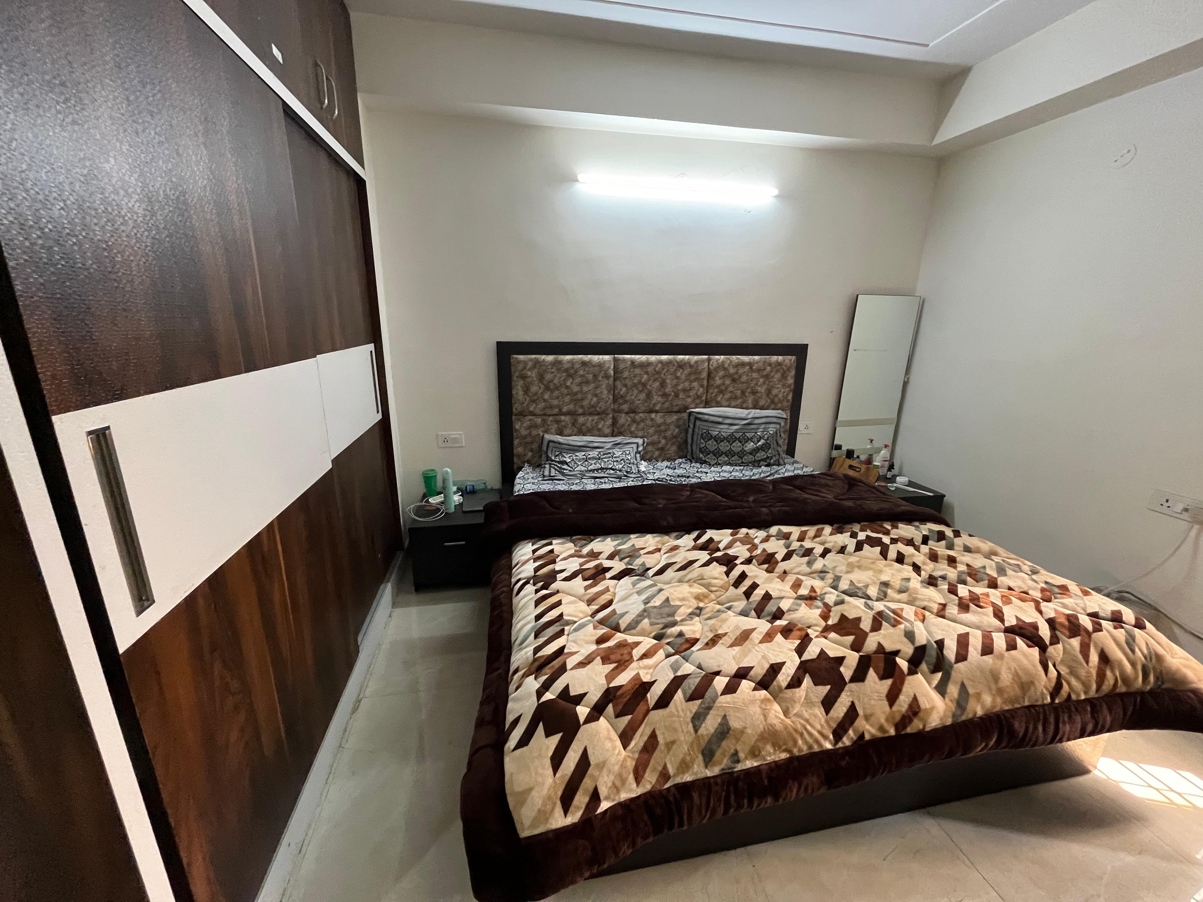 3 BHK + Pooja Room Builder Floor For Rent in Palam Vihar