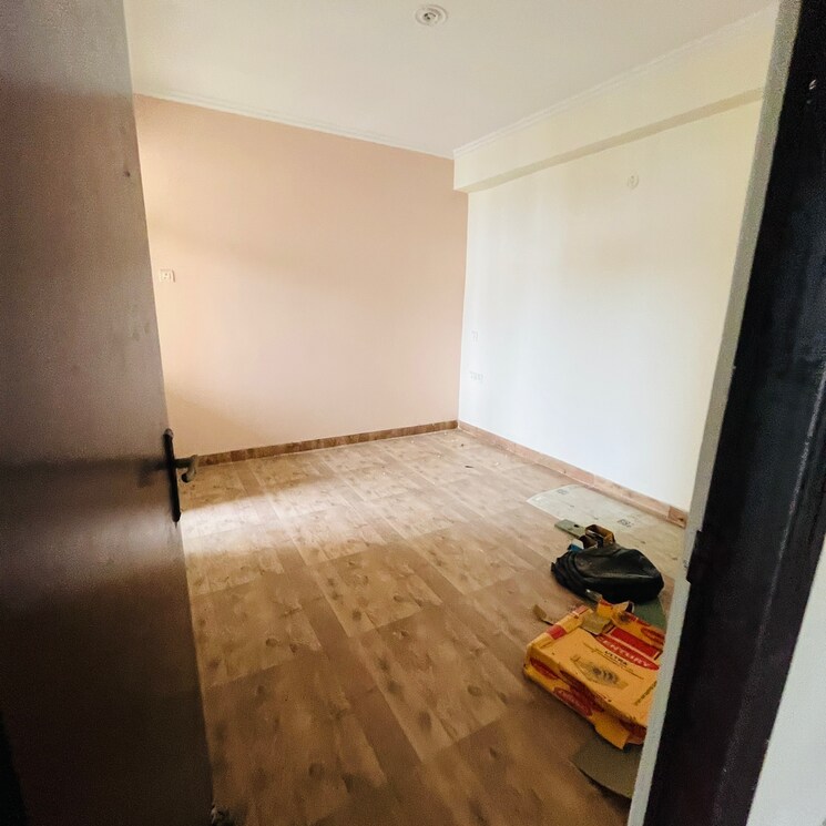 Room, proview-officer-city-2 2 Bedroom 995 Sq.Ft. Apartment In Sehani Khurd Ghaziabad 8663705