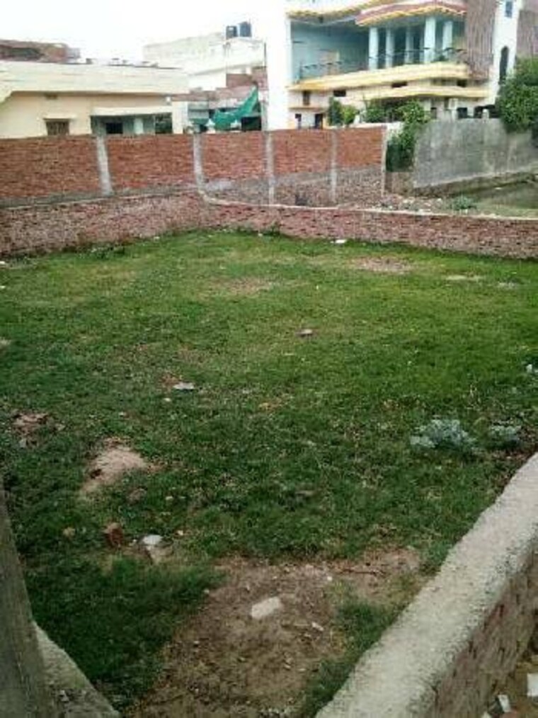 Garden, sector 144  450 Sq.Mt. Plot In Sector 144 Noida 8663704