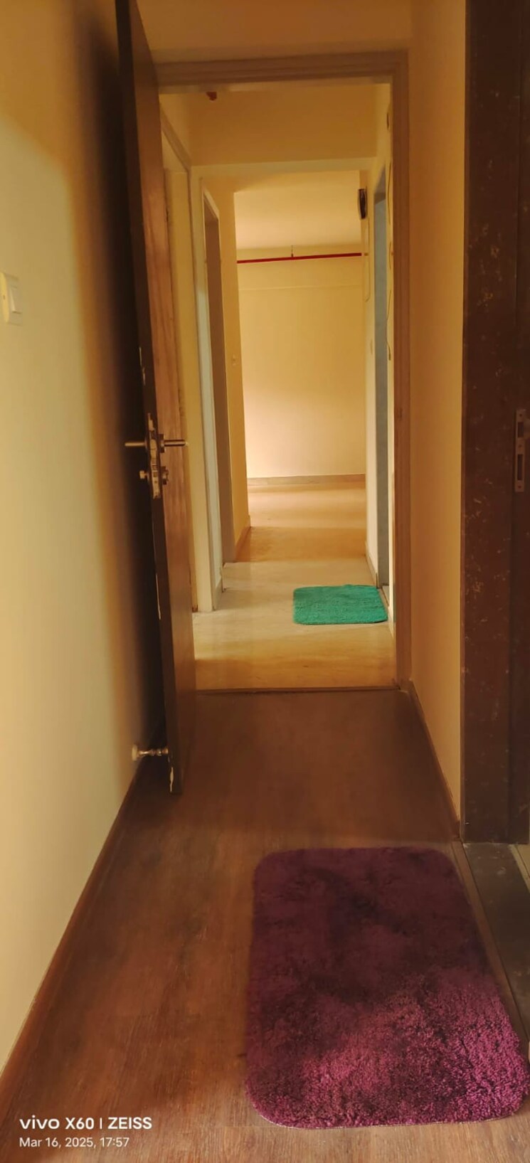 Room, cosmos-hills 2 Bedroom 949 Sq.Ft. Apartment In Pokhran Road No One Thane 8663787