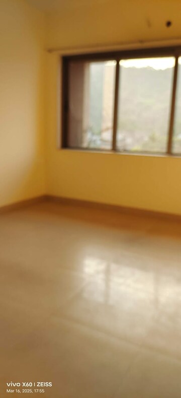 Room in 2 BHK Apartment at Cosmos Hills, Pokhran Road No One – for Rent