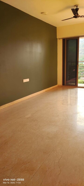 Room in 2 BHK Apartment at Cosmos Hills, Pokhran Road No One – for Rent