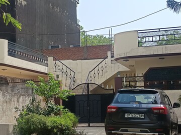 2.5 BHK Independent House For Sale in Vasundhara Sector 11
