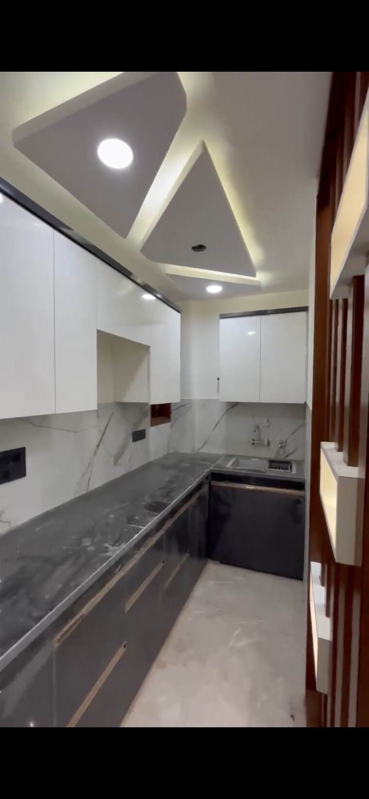 Kitchen, govindpuri 3 Bedroom 900 Sq.Ft. Builder Floor In Govindpuri Delhi 8663911