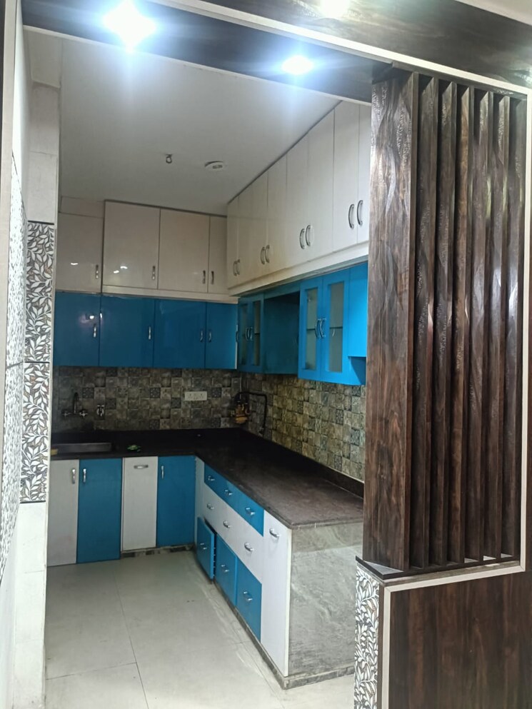 Kitchen, shakti khand iv 3 Bedroom 1200 Sq.Ft. Builder Floor In Shakti Khand iv Ghaziabad 8663862