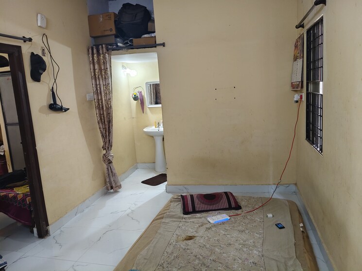 Bathroom, gayathri-residency-borabanda 1 Bedroom 500 Sq.Ft. Independent House In Borabanda Hyderabad 8663880