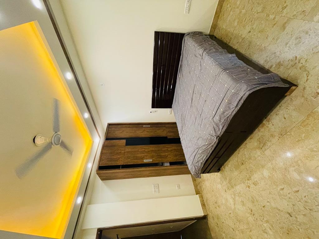 4 BHK Apartment For Rent in Ardee City