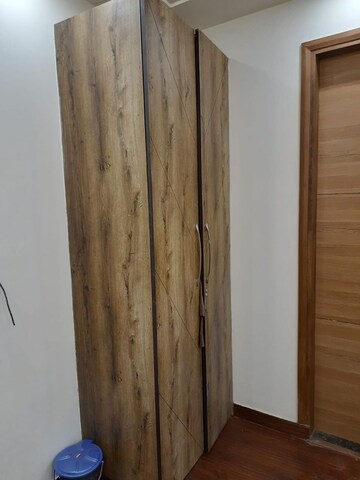 Building Lobby in 4 BHK Apartment at Ardee City, Sector 52 – for Rent