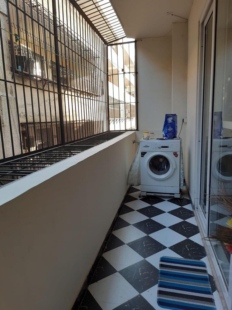 Balcony, ardee-city 4 Bedroom 4500 Sq.Ft. Apartment In Sector 52 Gurgaon 8663850