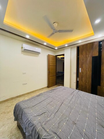 Bedroom in 4 BHK Apartment at Ardee City, Sector 52 – for Rent