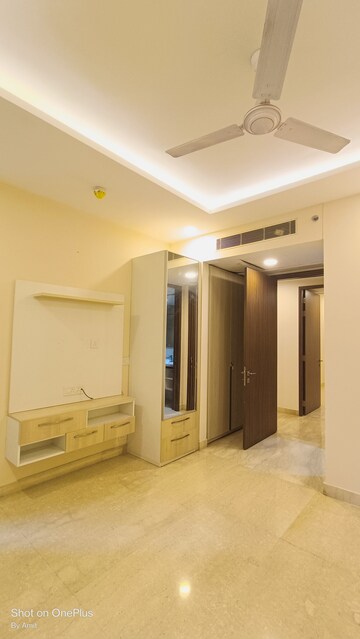 Living Room in 4 BHK Apartment at Ambience Tiverton, Sector 50 – for Rent