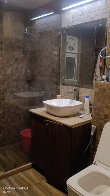 2.5 BHK Apartment For Rent in Mahagun Maple, Sector 50