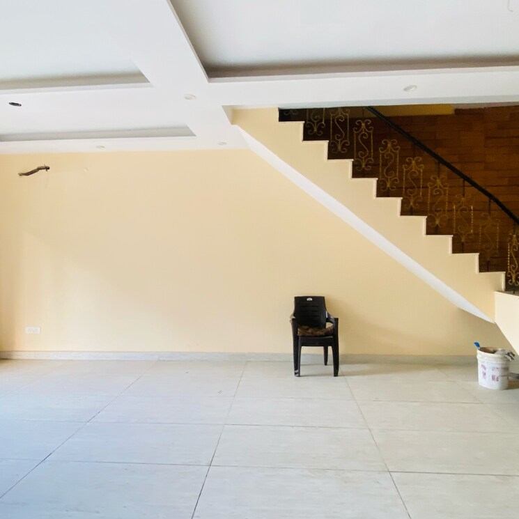 undefined, omaxe-new-chandigarh 5 Bedroom 200 Sq.Yd. Independent House In Mullanpur Chandigarh 8663914