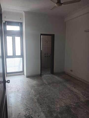 Room in 3 BHK Builder Floor at Malviya Nagar – for Rent