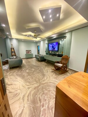 Bedroom in 3.5 BHK Builder Floor at Sector 76 – for Sale