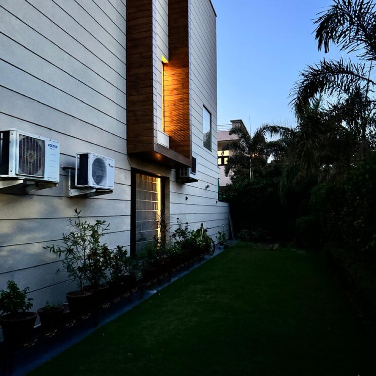 Exterior View, sector 80 6 Bedroom 256 Sq.Yd. Independent House In Sector 80 Mohali 8663946