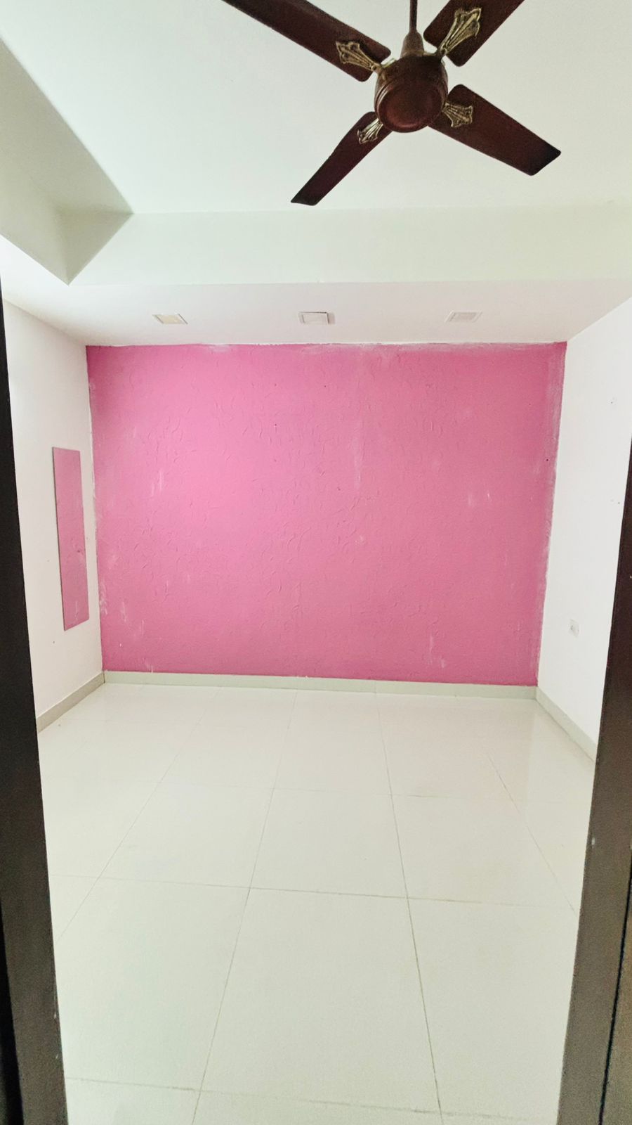 2 BHK Apartment For Rent in DLF City Phase IV