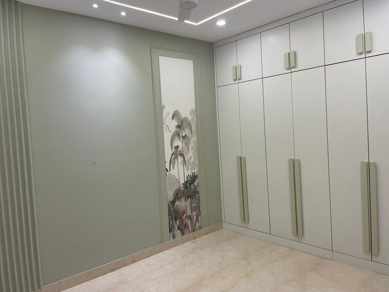 Room, sector 45 4 Bedroom 500 Sq.Yd. Builder Floor In Sector 45 Gurgaon 8663999