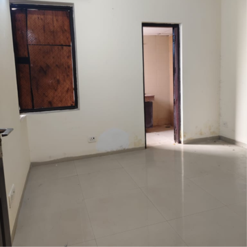 Room in 2 BHK Apartment at Logix Blossom County, Sector 137 – for Rent