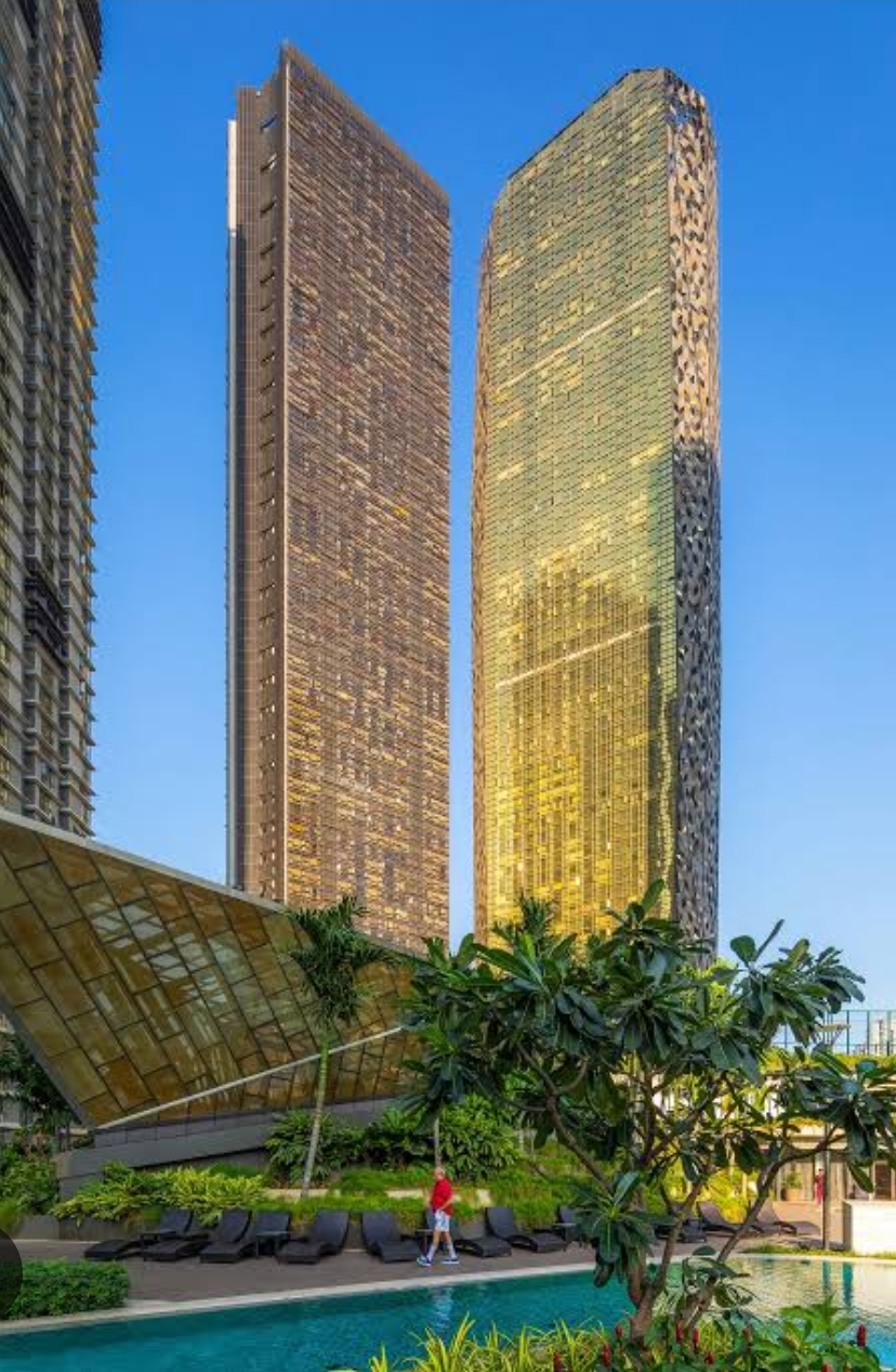 4 BHK + Servant Room Apartment For Sale in Lodha Marquise