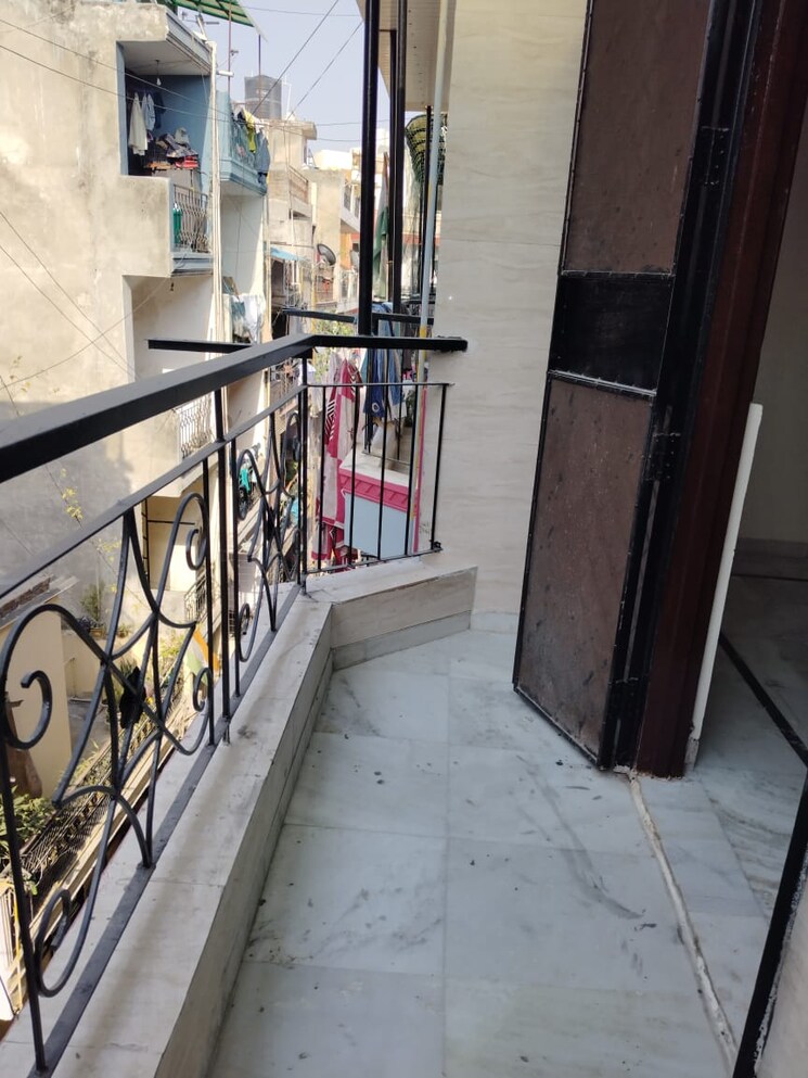 Balcony, panchsheel vihar 2 Bedroom 900 Sq.Ft. Apartment In Panchsheel Vihar Delhi 8663961